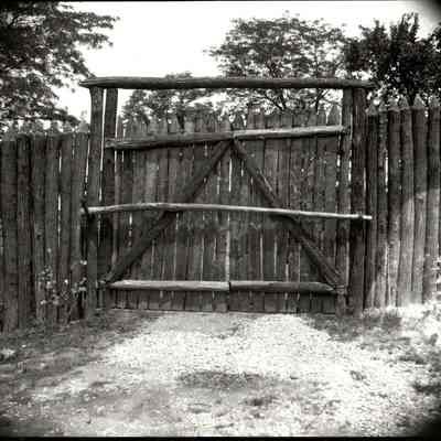Gate at Fort Harrod