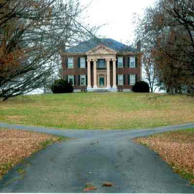 Walnut Hall Drive (Close)