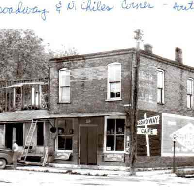 Broadway Cafe