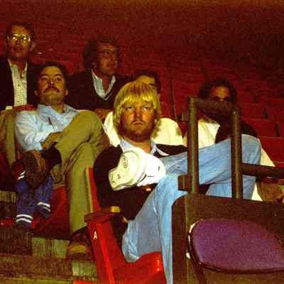 Marty Pullium (front row, far left) and Maurice Cosby (front row, far right).