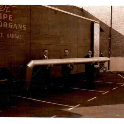 Pipe Organ Arrives