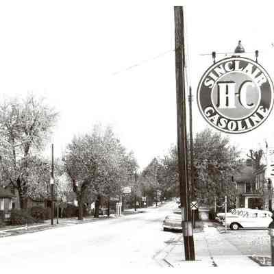 Sinclair Gas on North College St