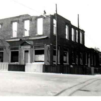 Avalon Inn 8