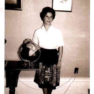 Ann Raymond Gabhart