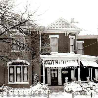 Alexander & Royalty Funeral Home in Winter