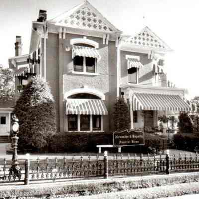 Alexander & Royalty Funeral Home 5