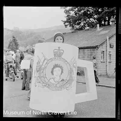 negative, sheet film - Settle Carnival Jubilee 1977 : Portrait
