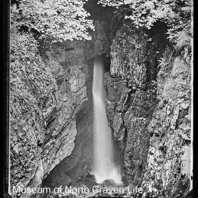 negative, glass plate - Weathercote Cave, Chapel-le-Dale