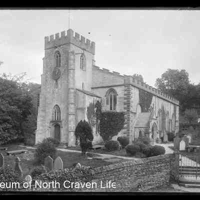 negative, glass plate - St James's Church, Clapham exterior