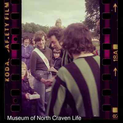negative, roll film - Settle Carnival Jubilee 1977 : Portrait
