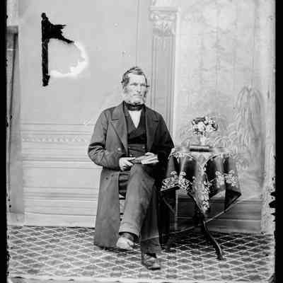 negative, glass plate - Portrait : Mr Altham, Settle