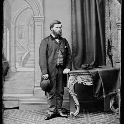 negative, glass plate - Portrait : Mr Samuel Hodgson, Joiner, Settle