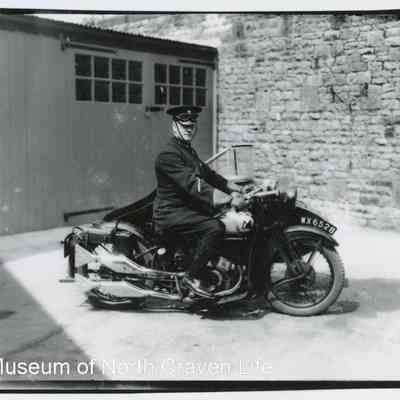 photograph, b&w - Portrait : Motorcycle Police 1 of 2