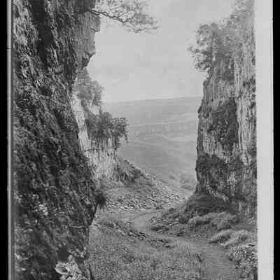 negative, glass plate - Trow Gill, Clapham