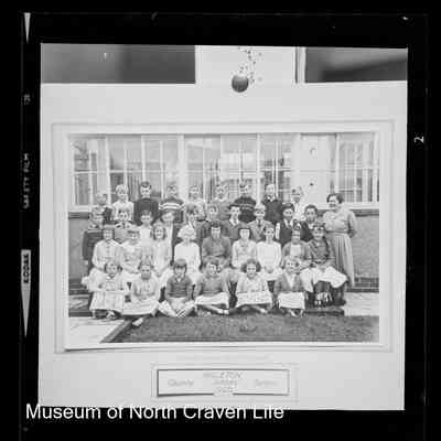 negative, sheet film - Portrait : Ingleton School Group 2 of 2