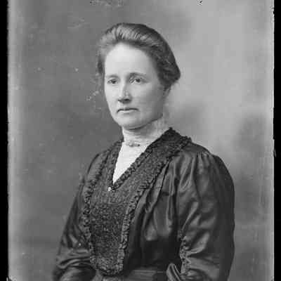 negative, glass plate - Portrait : Elizabeth Ann Horner (nee Holmes), 1905