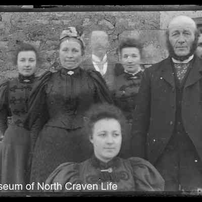 negative, glass plate - Portrait : Group