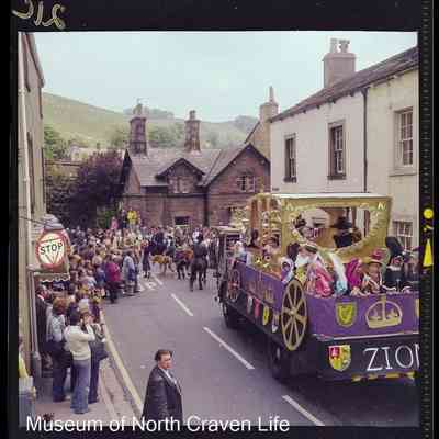 negative, sheet film - Settle Carnival Jubilee 1977