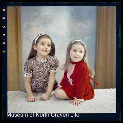 negative, sheet film - Portrait : Young girls