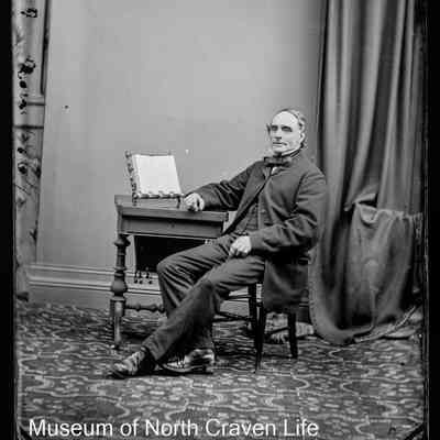 negative, glass plate - Portrait : Mr Edward Hartley, Settle, 1867