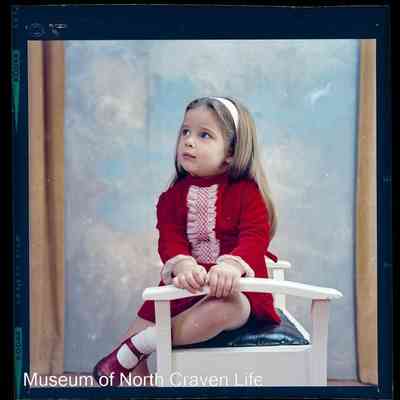 negative, sheet film - Portrait : Young girl