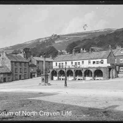 negative, glass plate - Settle Market Square (Shambles 1 Storey)