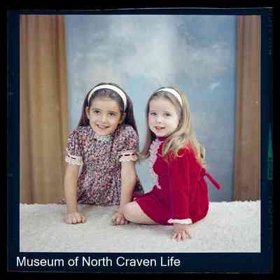 negative, sheet film - Portrait : Young girls