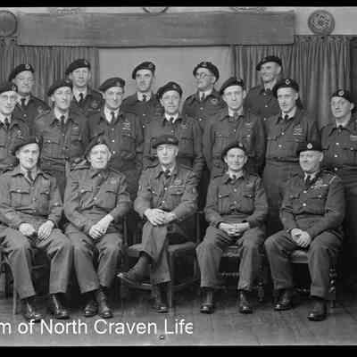 negative, sheet film - Portrait : Civil Defence Group 1945