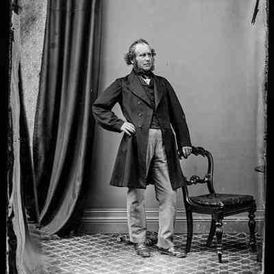 negative, glass plate - Portrait : Standing Gentleman, Settle 2 of 2