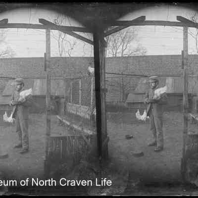 negative, glass plate - Man with chickens