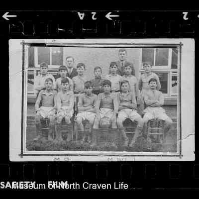 negative, roll film - Portrait : Ingleton School Football Team (1950s?)