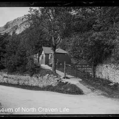 negative, glass plate - Giggleswick Scar : Golf House (Buckhaw Brow)
