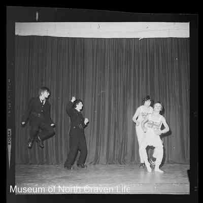 negative, sheet film - Stage drama : Four young performers