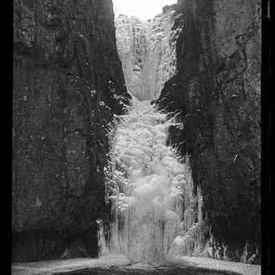 negative, glass plate - Thornton Force in ice and snow 2 of 4