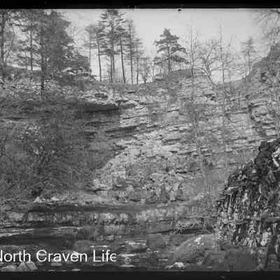 negative, glass plate - Waterfall, Clapham ?