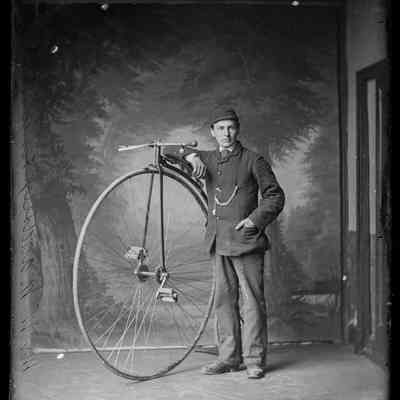 negative, glass plate - Portrait : Mr W. Maudsley with penny farthing. 1881
