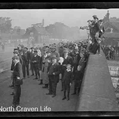 negative, sheet film - Kitchener's Army 1914 Settle leaving Station 15 of 15