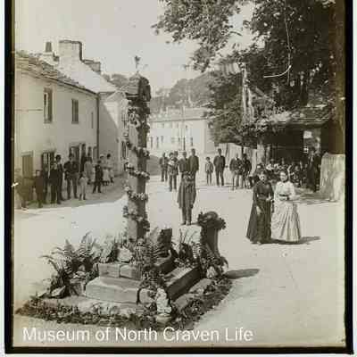 negative, glass plate - Giggleswick Cross with Flowers