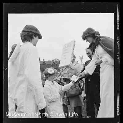 negative, sheet film - Settle Carnival Jubilee 1977 : Portrait
