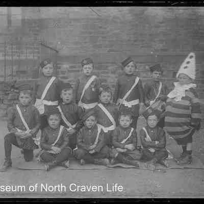 negative, glass plate - Portrait : Settle Boys Brigade