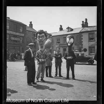 negative, sheet film - Settle Festival/Langcliffe Place : Portrait