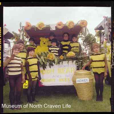 negative, sheet film - Settle Carnival Jubilee 1977 : Portrait