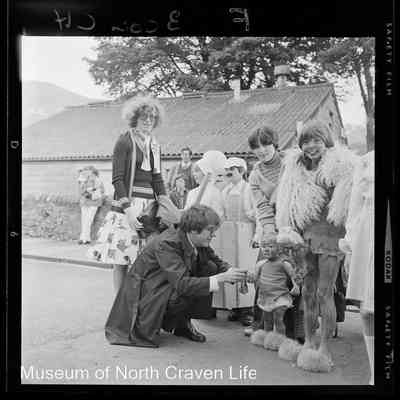negative, sheet film - Settle Carnival Jubilee 1977 : Portrait