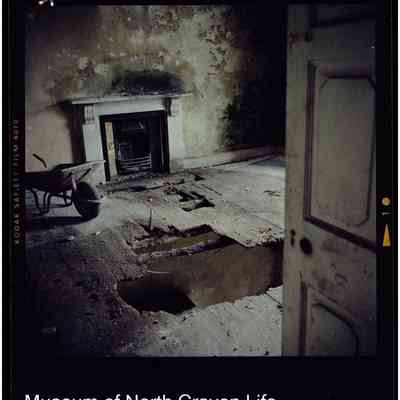 negative, sheet film - Mearbeck, Long Preston : Interior