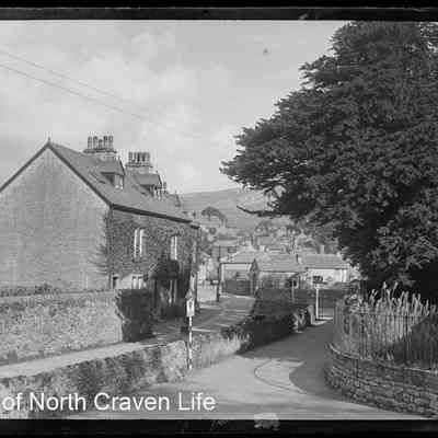 negative, glass plate - Church Street, Giggleswick