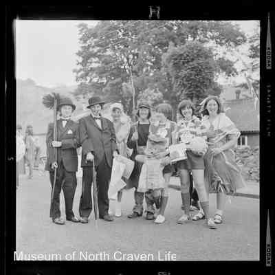 negative, sheet film - Settle Carnival Jubilee 1977 : Portrait