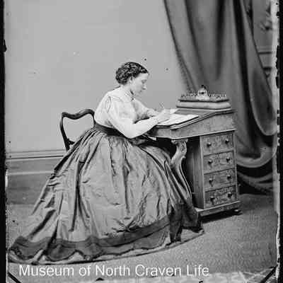 negative, glass plate - Portrait : Mrs James Hartley, Langcliffe, 1866