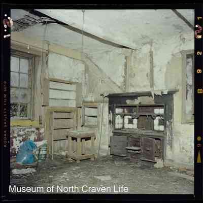 negative, sheet film - Mearbeck, Long Preston : Interior