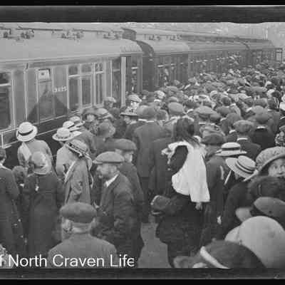 negative, sheet film - Kitchener's Army 1914 Settle leaving Station 8 of 15