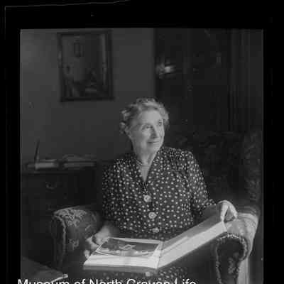 negative, sheet film - The Riddings, Long Preston : Portrait